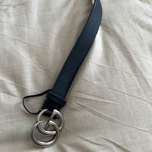 Gucci belt silver